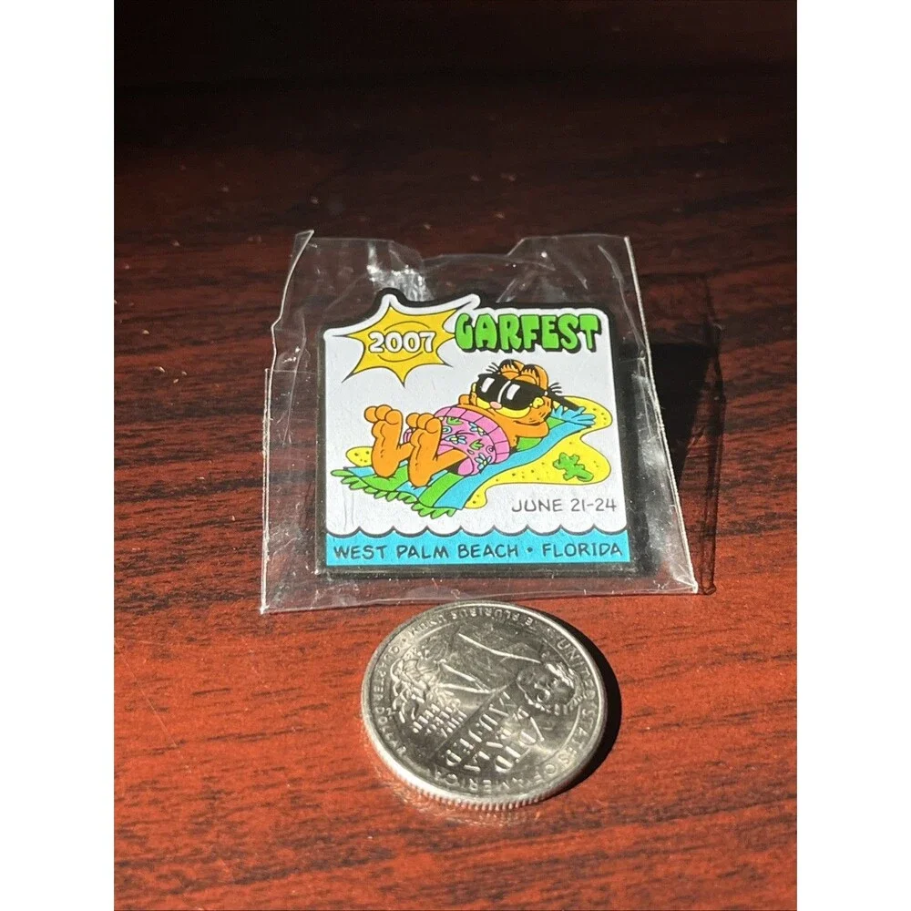 Garfield Garfest 2007 West‎ Palm Beach Florida Odie Comic Strip Lapel Hat Pin